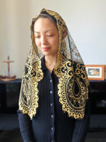 Load image into Gallery viewer, &quot;Ave Maria&quot; Spanish Lace Mantilla (White / Black / Gold &amp; Black)

