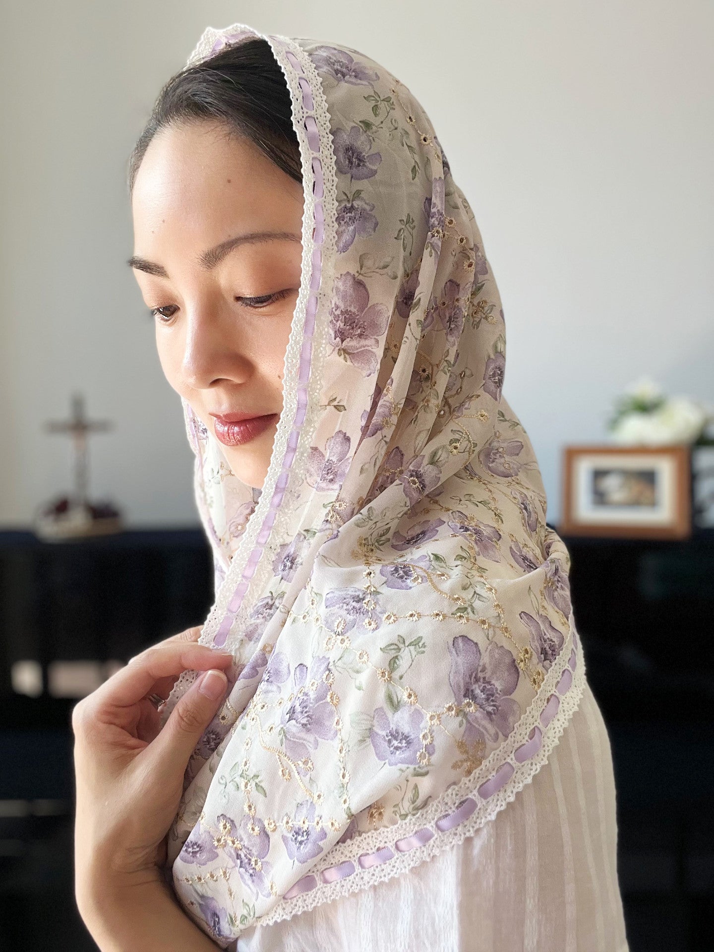 PRE-ORDER "God of Mercy and Compassion" Floral Chiffon Infinity Veil (Light purple / Cream)