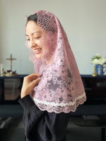 Load image into Gallery viewer, Guardian Angel Chantilly D Mantilla (Light Pink)
