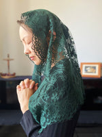 Load image into Gallery viewer, &quot;Immaculate Conception&quot; Petalo Spanish Lace Mantilla (Dark Green / Ivory)
