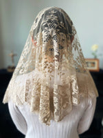 Load image into Gallery viewer, &quot;Jacinta&quot; Spanish Medallion Lace Mantilla (Beige)
