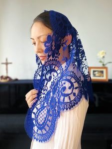 "Jacinta" Spanish Medallion Lace Mantilla (Deep Blue)