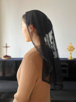 Load image into Gallery viewer, Pope Leo XIII Floral Tulle Princess Veil (Black)
