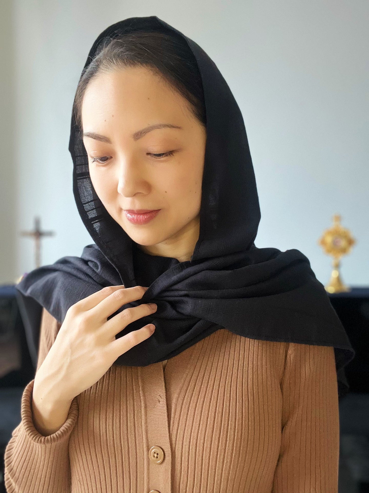 Pope Leo XIV Cotton Wrap Veil (Black)