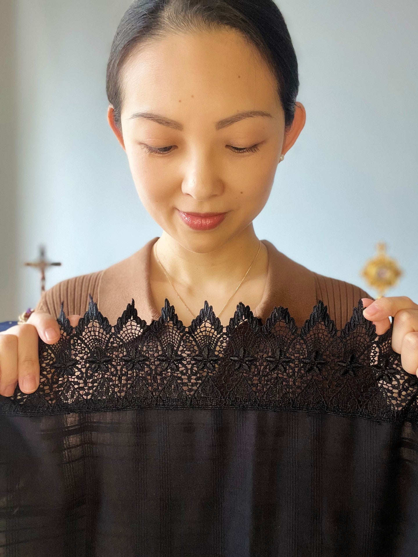 Pope Leo XIV Cotton Wrap Veil (Black)