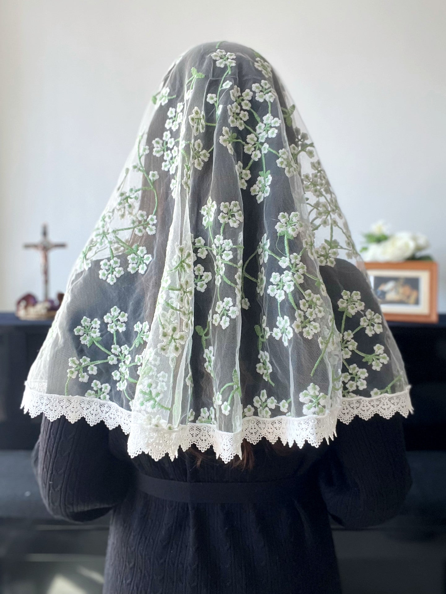 St. Brigid of Kildare Floral Tulle D Mantilla (White & Light Green)