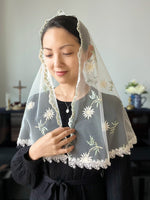 Load image into Gallery viewer, St. Gabriel Beaded Floral Tulle D Mantilla (Cream)
