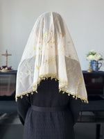 Load image into Gallery viewer, &quot;Virtues&quot; Moon &amp; Stars Tulle Cascading D Mantilla (Cream / Gold)
