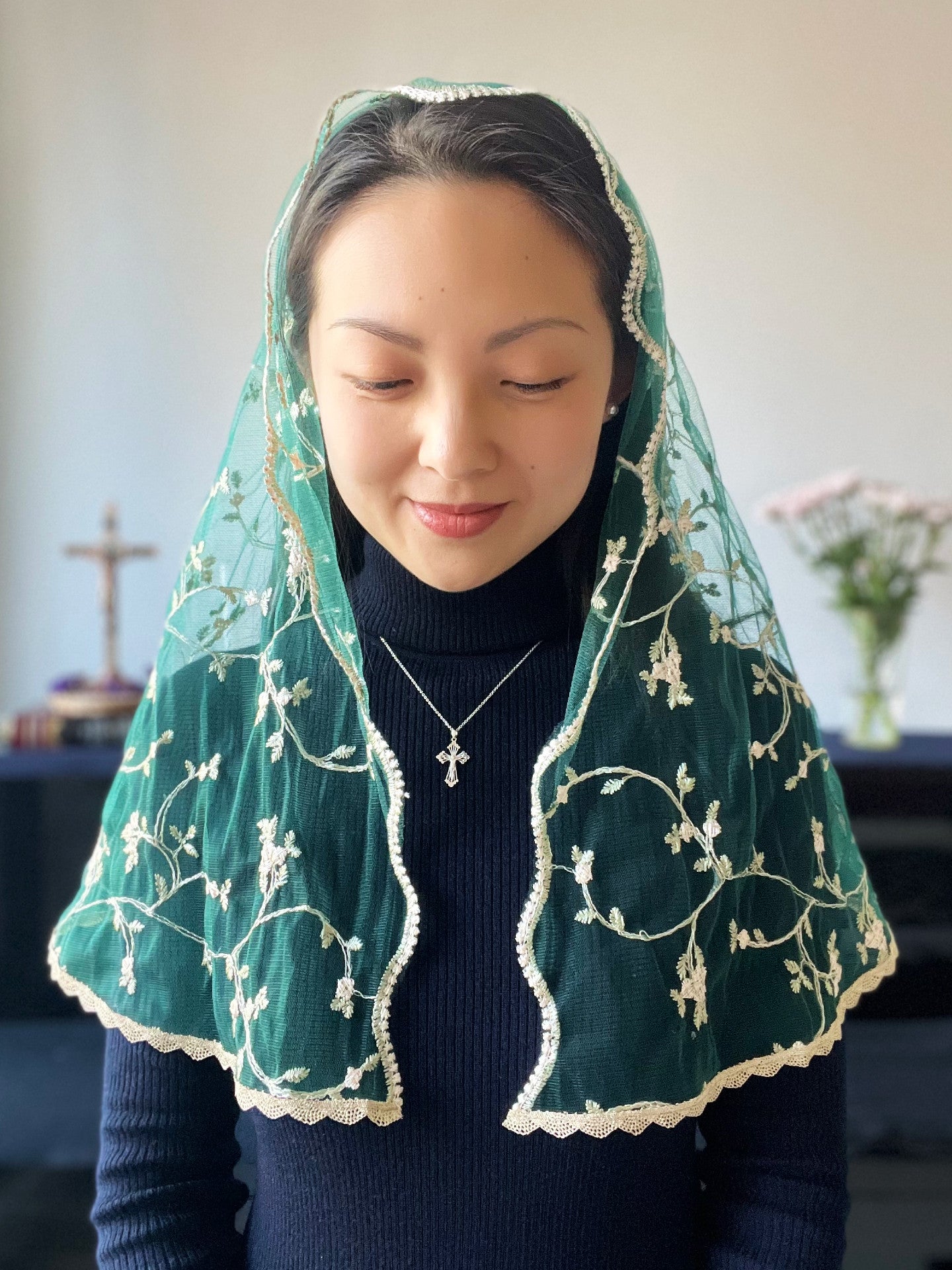 Our Lady of Guadalupe 1st Apparition D mantilla (Green Floral)