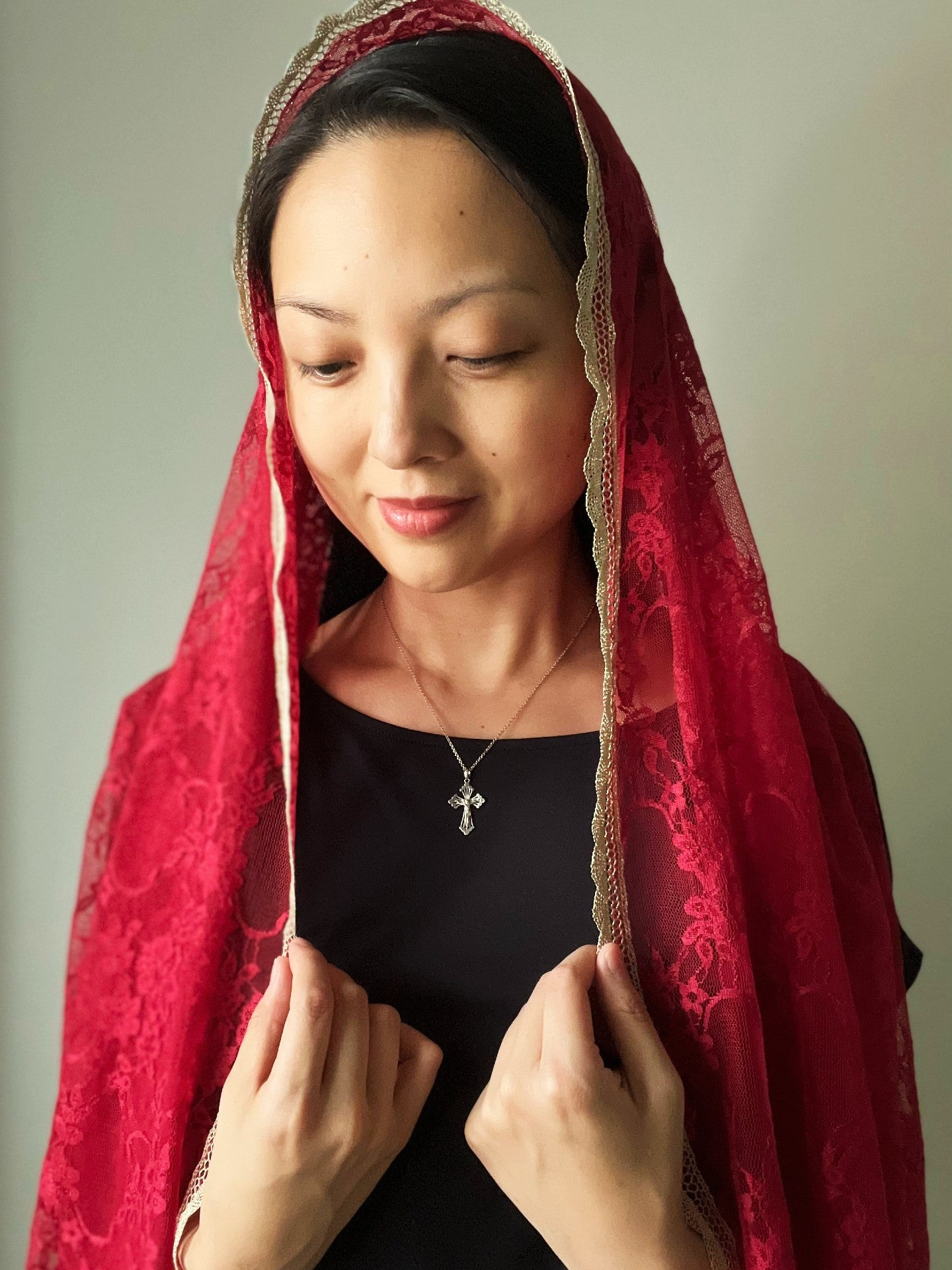Our Lady of Hrushiv Wrap Veil (Deep Red)