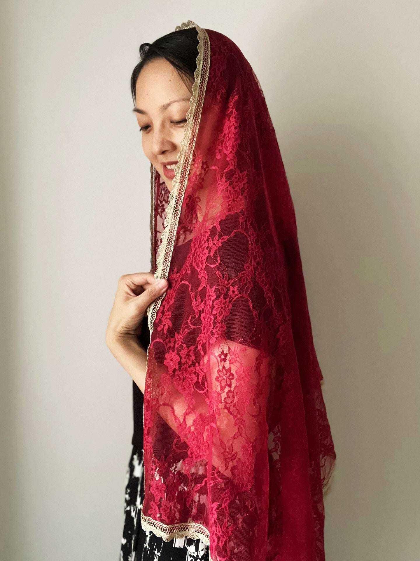 Our Lady of Hrushiv Wrap Veil (Deep Red)