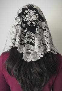 St. Catherine of Siena Traditional French Lace Mantilla (Silver)