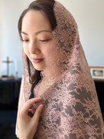 Load image into Gallery viewer, St. Mary Magdalene De Pazzi Chantilly Lace D-Mantilla (Tan)

