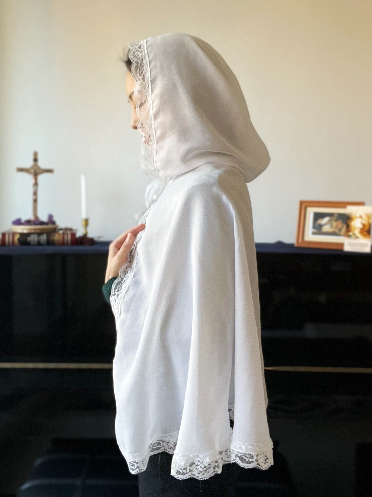 "Vessel of the Holy Spirit" White Hooded Mantilla (Long Length)