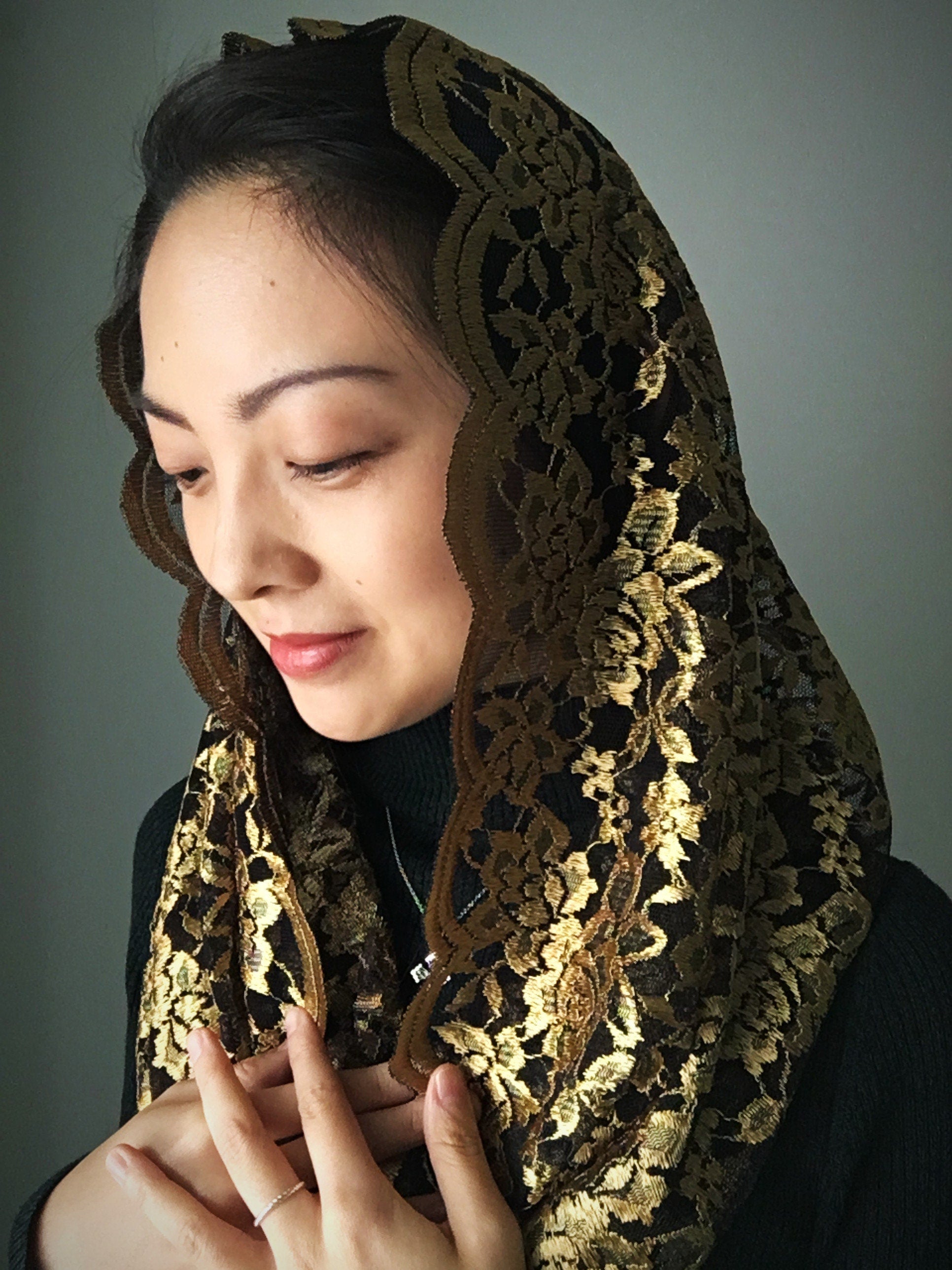 Our Lady of the Immaculate Conception Infinity Chapel Veil (Gold & Black)