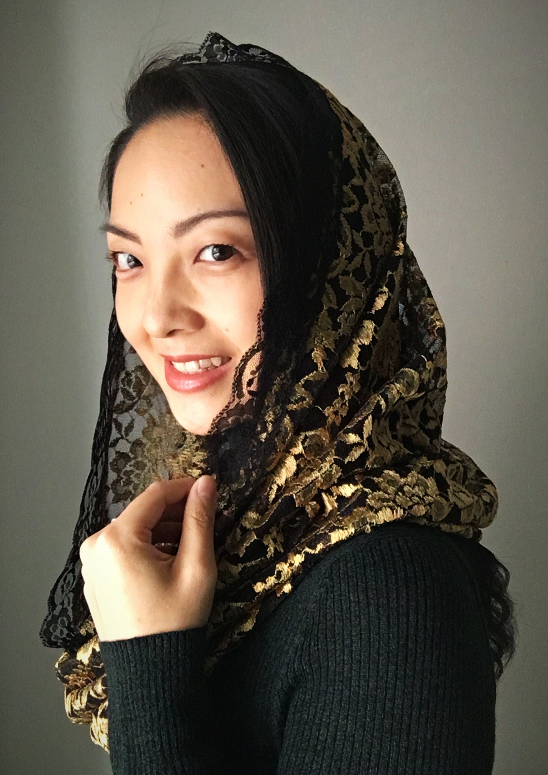 Our Lady of the Immaculate Conception Infinity Chapel Veil (Gold & Black)